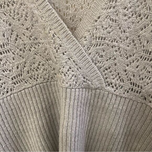 ANA V-Neck Short Sleeve Sweater Size 1X - Picture 3 of 6